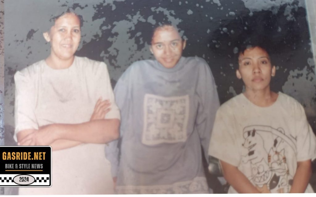 Novia Kolopaking yang juga selalu eksis hadir di AP Studio