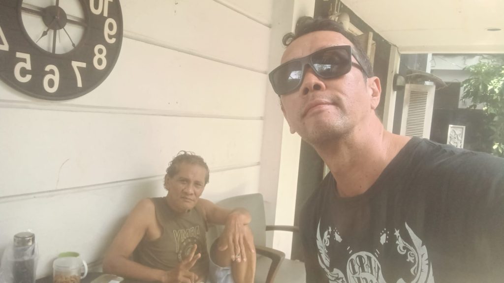 Gasride.net mendapat kehormatan fotbar Om Erwin AP Studio