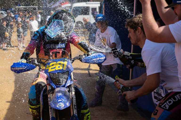 danielle_macdonald_2024_aorc_champion_celebration